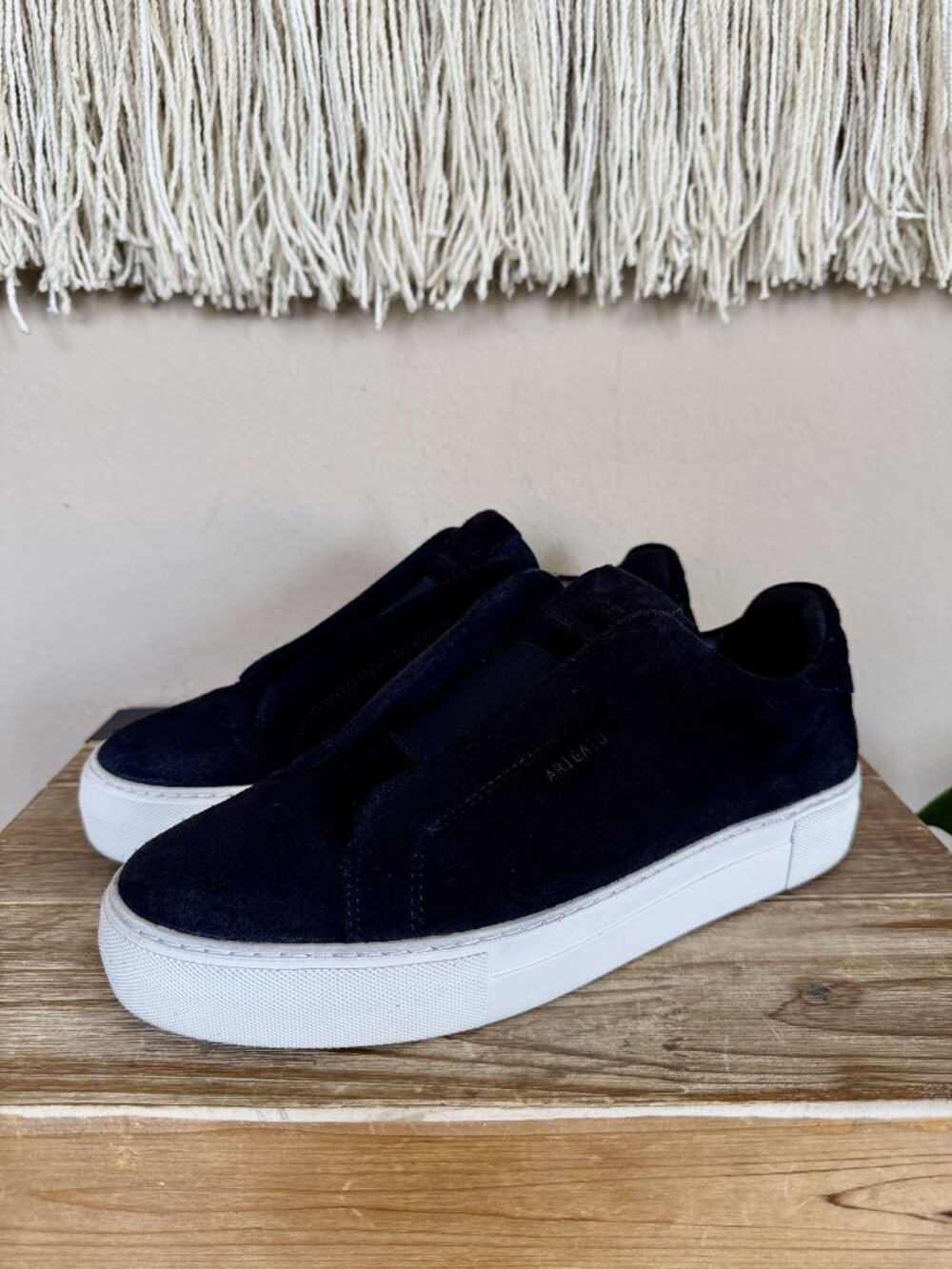 AXEL ARIGATO Clean 360 Navy Blue Suede Leather Laceless Sneaker Size 9